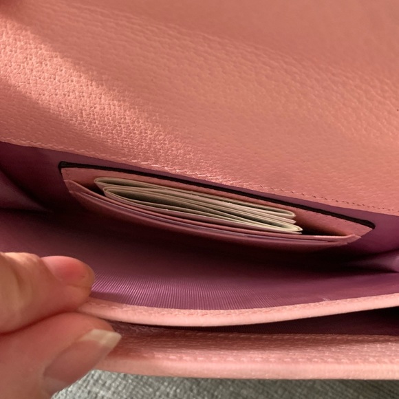 Authentic Gucci Canvas Wallet - Picture 13 of 16